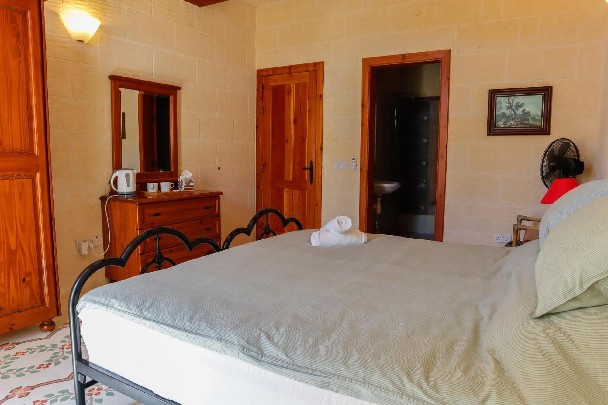 Rosehill B&B Xaghra Ngoại thất bức ảnh