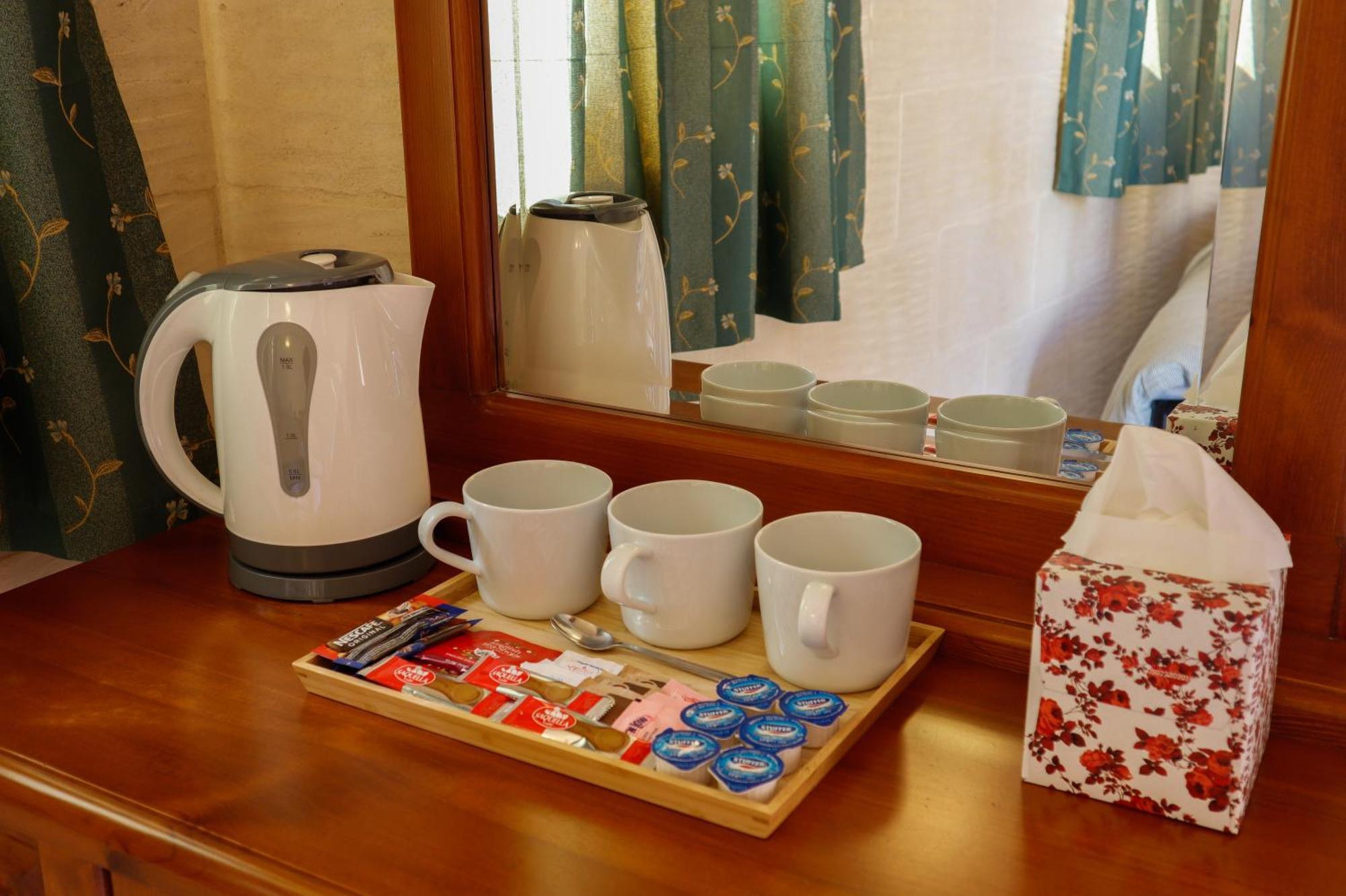 Rosehill B&B Xaghra Ngoại thất bức ảnh
